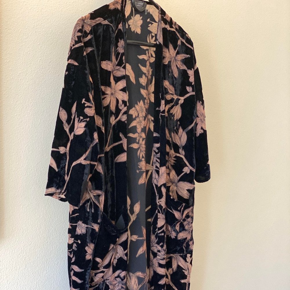Black Velvet Komono